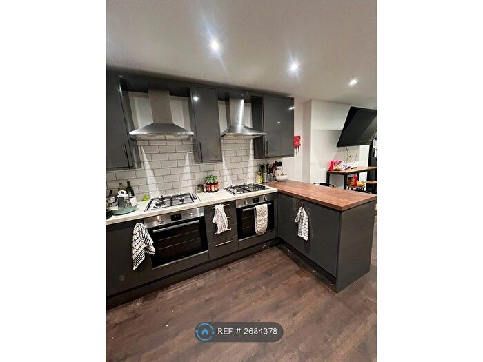 6 Bedroom Semi Detached House To Rent In Eaton Crescent, Swansea, SA1