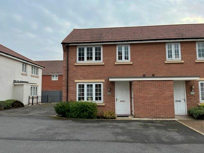 2 Bedroom Semi-Detached House To Rent In River View, Trent Lane, Newark, NG24