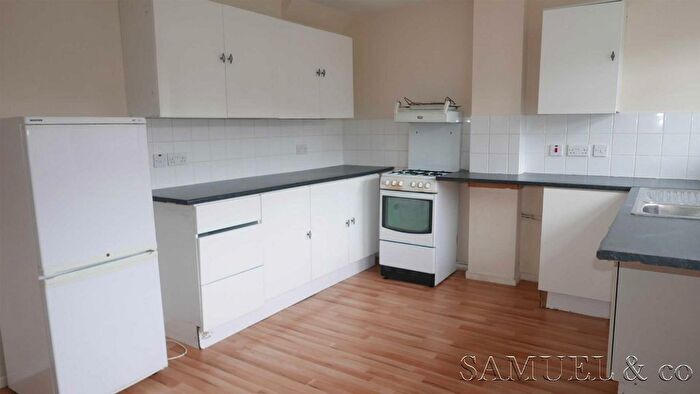 3 Bedroom Semi-Detached House To Rent In Greenfields Drive, Rugeley, Staffordshire, WS15