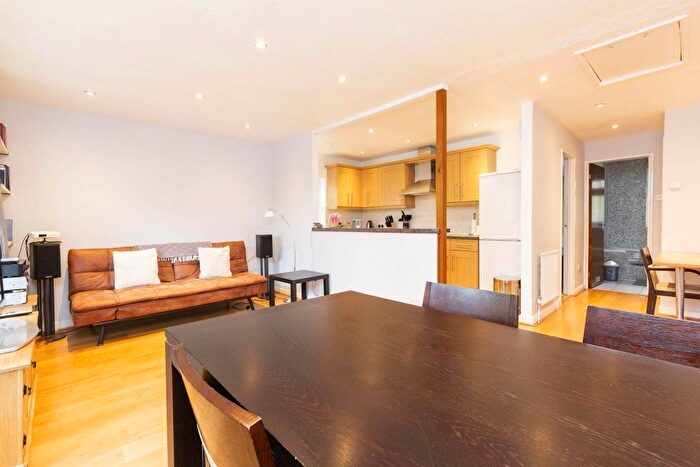1 Bedroom Flat To Rent In Trebovir Road, London, SW5