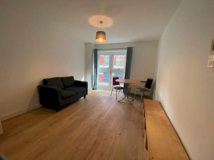 1 Bedroom Apartment To Rent In Granby Row, Manchester, M1