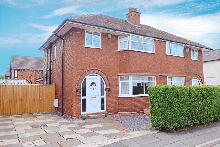 3 Bedroom Semi-Detached House For Sale In Victoria Road, Saltney, Chester, CH4