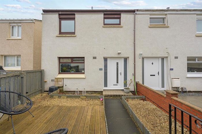 3 Bedroom End Of Terrace House For Sale In Meldrum Court, Dunfermline, KY11