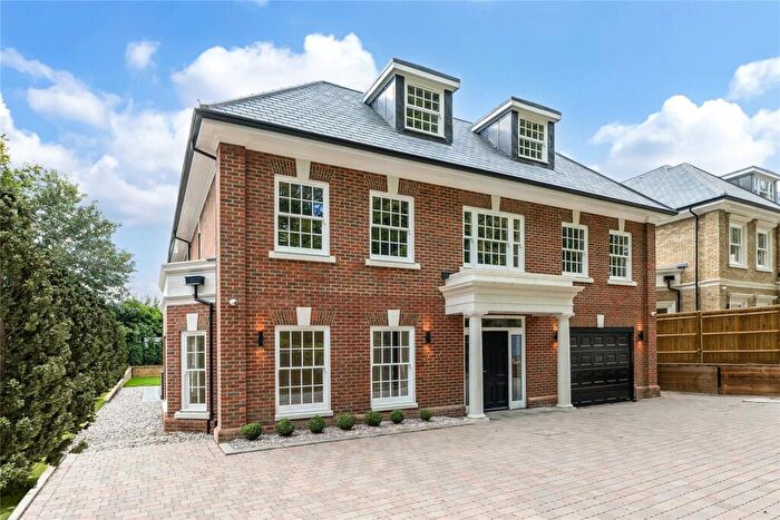 5 Bedroom Detached House For Sale In Woodside Road, Cobham, Surrey, KT11