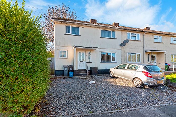 3 Bedroom End Terrace House For Sale In Roche Crescent, Fairwater, Cardiff, CF5