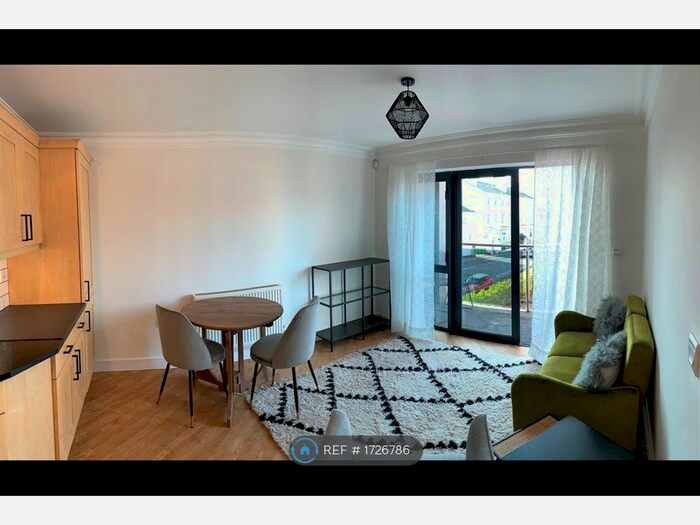 2 Bedroom Flat To Rent In The Pinnacle, Nottingham, NG1