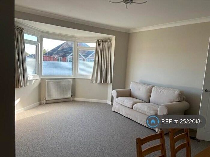 2 Bedroom Flat To Rent In Upper Shirley, Southampton, SO15