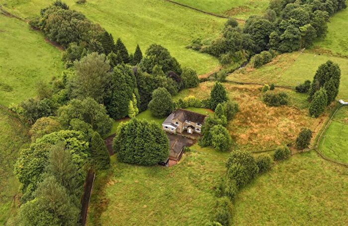 4 Bedroom Detached House For Sale In Burnside, Ogden, Halifax, HX2