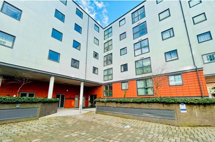 1 Bedroom Apartment For Sale In Church Street, Epsom, KT17