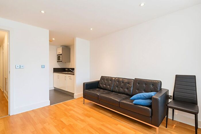 1 Bedroom Flat To Rent In Graham Street, London, N1