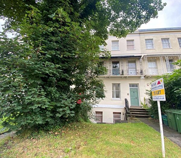 1 Bedroom Flat To Rent In Evesham Road, Cheltenham, GL52