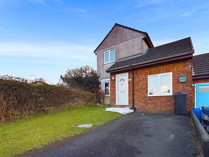 3 Bedroom Link Detached House For Sale In Kingsley Court, Fraddon, St Columb, TR9