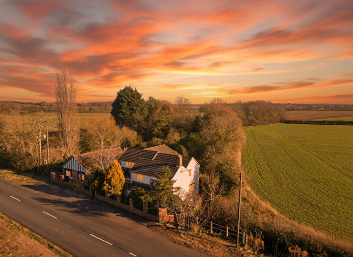 6 Bedroom Detached House For Sale In Newbridge, Fox Road, Catworth, PE28
