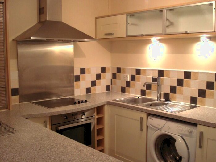 2 Bedroom Flat To Rent In Ferry Gait Place, Silverknowes, Edinburgh, EH4