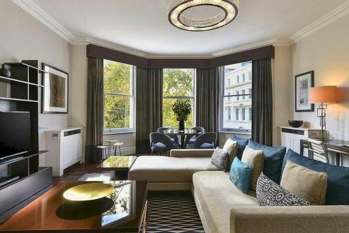 2 Bedroom Flat To Rent In Stanhope Gardens, London, SW7