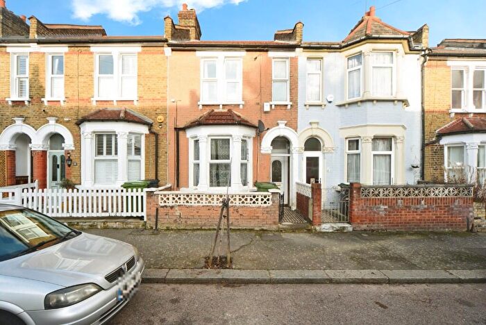 3 Bedroom Terraced House For Sale In Mallet Road, London, SE13