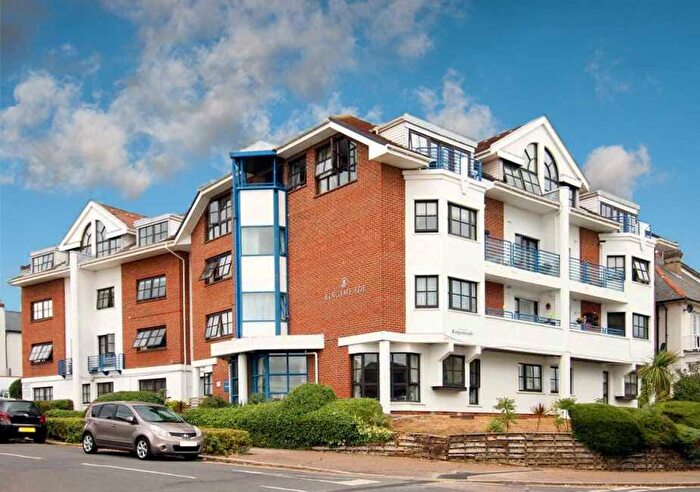 1 Bedroom Retirement Property For Sale In Kings Meade, Kings Road, Chalkwell Hall Estate, SS0