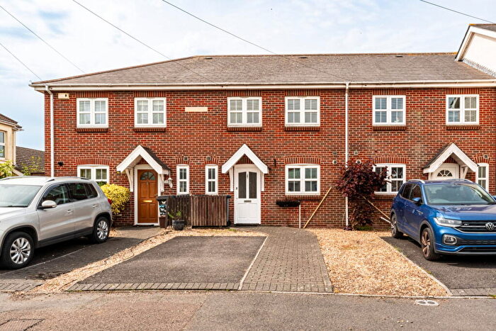 3 Bedroom Terraced House To Rent In Malmesbury Park Road, Bournemouth, BH8