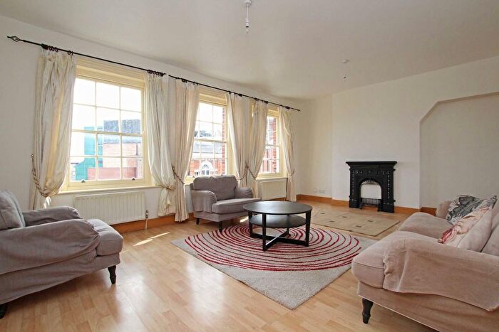 1 Bedroom Flat To Rent In The Broadway, Wimbledon, SW19