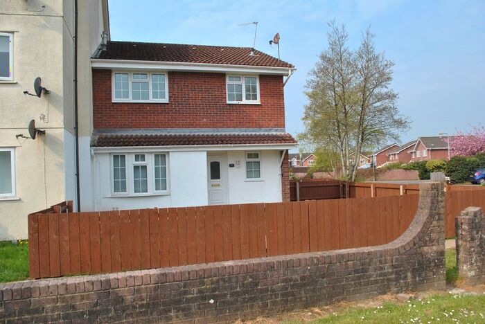 2 Bedroom Property To Rent In Bishop Hannon Drive, Pentrebane, Cardiff, CF5