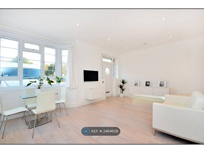 1 Bedroom Flat To Rent In Morden, London, SM4