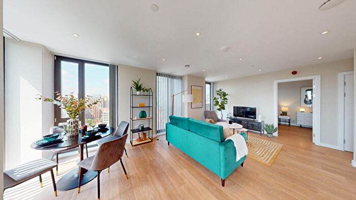2 Bedroom Apartment To Rent In Bromsgrove Street, Birmingham, B5