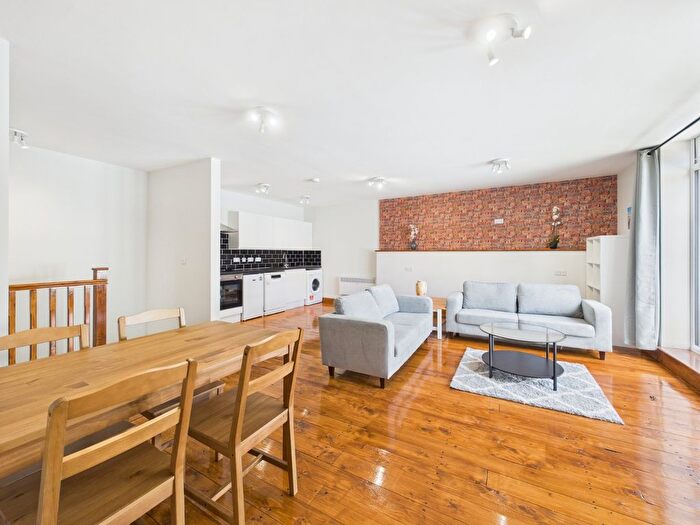 1 Bedroom Flat To Rent In Church Road, Ashford, Surrey, TW15