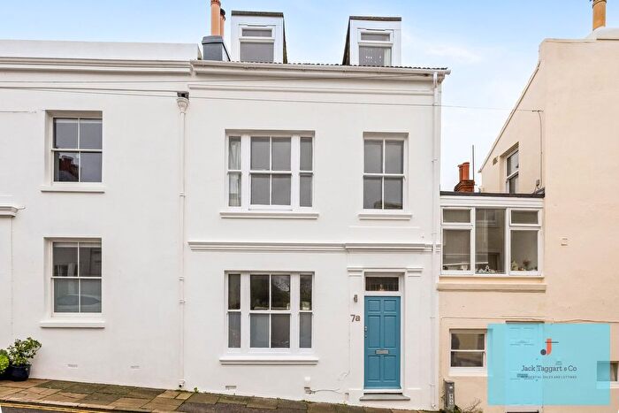 4 Bedroom Terraced House For Sale In West Hill Place, Brighton, BN1