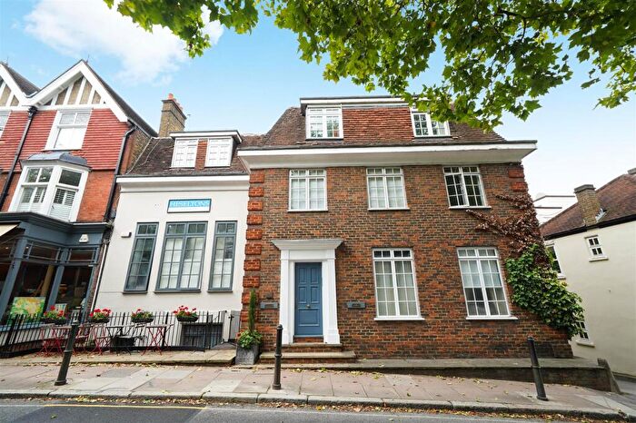 1 Bedroom Flat To Rent In High Street, Harrow On The Hill, HA1