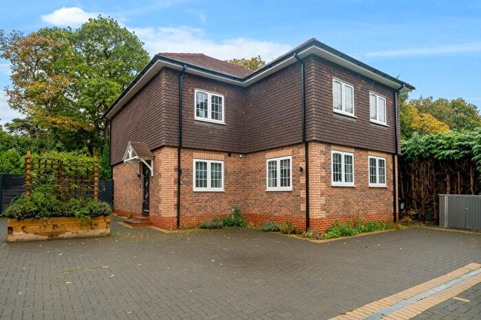 5 Bedroom Detached House To Rent In Wood Road, Hindhead, GU26