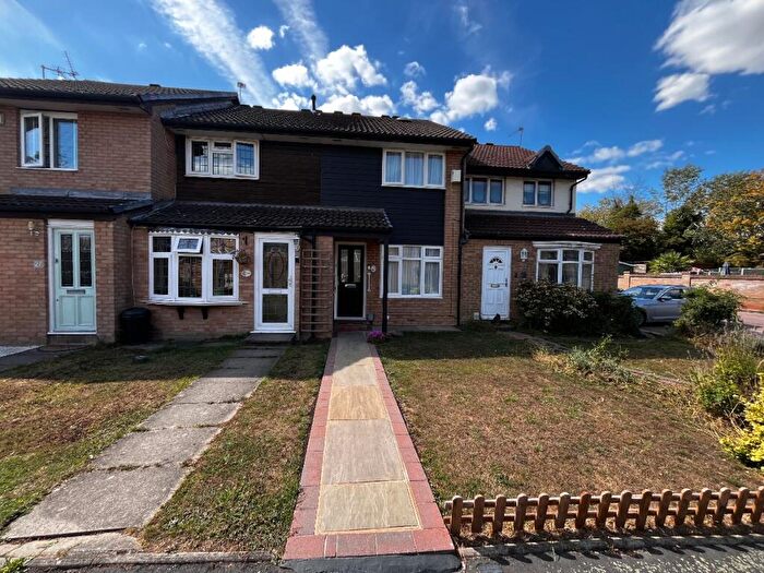 2 Bedroom Terraced House For Sale In Copperfields Way, Romford, RM3