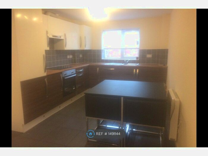 2 Bedroom Flat To Rent In Goosegate, Nottingham, NG1