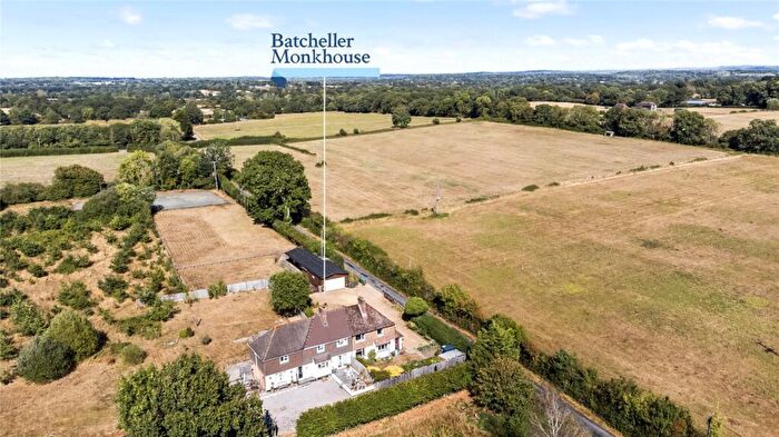3 Bedroom Equestrian Facility For Sale In Marringdean Road, RH14