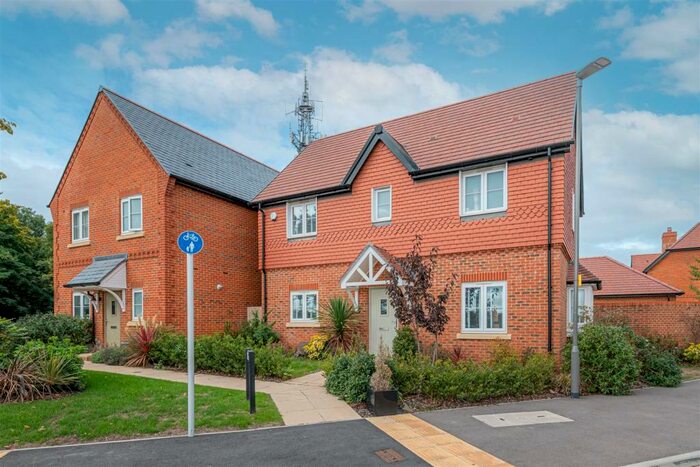 3 Bedroom House To Rent In Aspen Road, High Wycombe, HP10