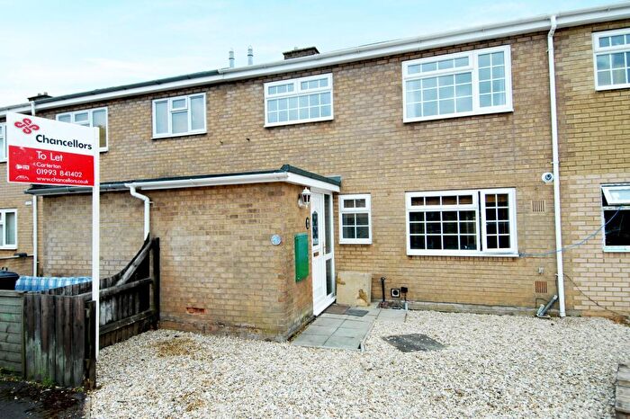 3 Bedroom Terraced House To Rent In Rock Road, Carterton, OX18
