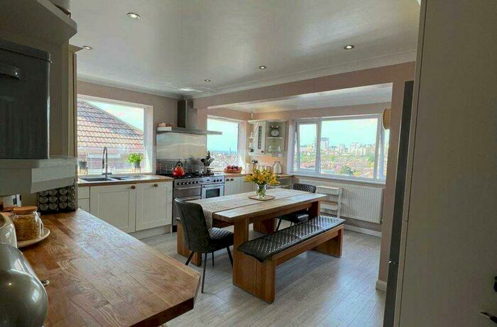 4 Bedroom Semi-Detached House To Rent In Wilson Avenue, Brighton, BN2