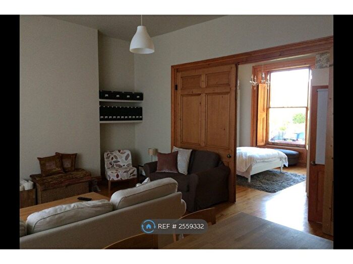 1 Bedroom Flat To Rent In Stanley Road, Teddington, TW11