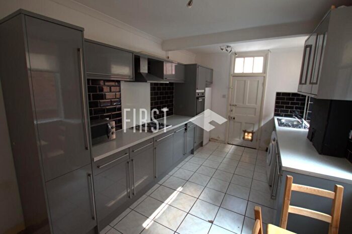 4 Bedroom Terraced House To Rent In Tennyson Street, Evington, LE2