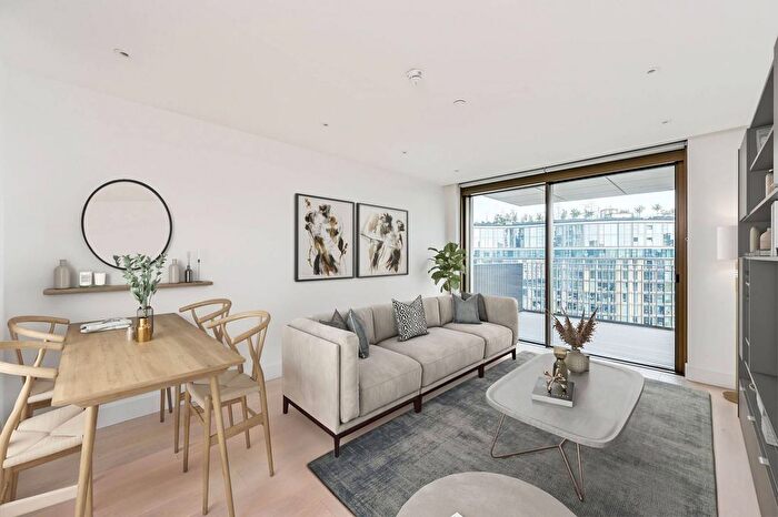1 Bedroom Flat For Sale In Fitzroy House, Battersea, London, SW11