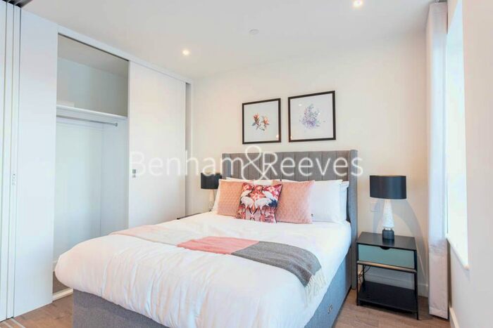 1 Bedroom Flat To Rent In Mary Neuner Road, Highgate, N8