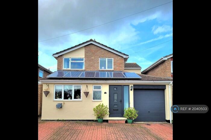 4 Bedroom Detached House To Rent In Butlers Drive, Carterton, OX18