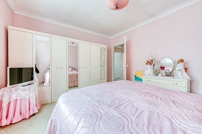 2 Bedroom Detached Bungalow For Sale In Arthur Avenue, Caister-On-Sea, NR30