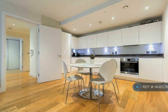 2 Bedroom Flat To Rent In Hancock House, London, SE18