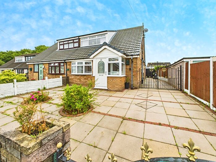 2 Bedroom Semi-Detached House For Sale In Bor Avenue, Wigan, WN3