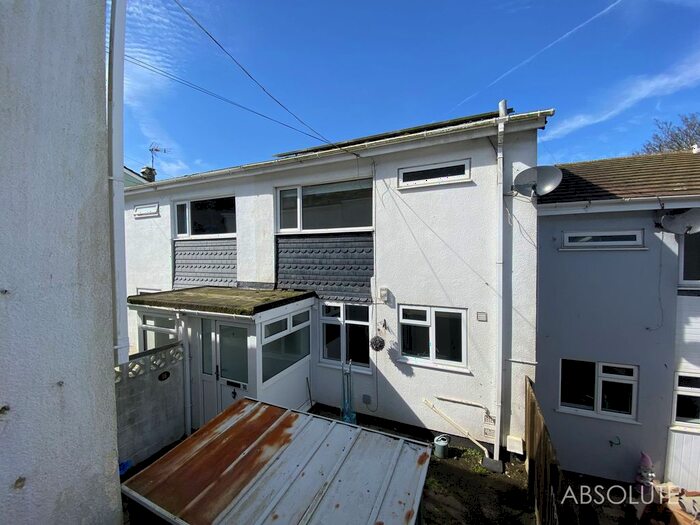 3 Bedroom Terraced House To Rent In Ocean View Drive, Brixham, TQ5