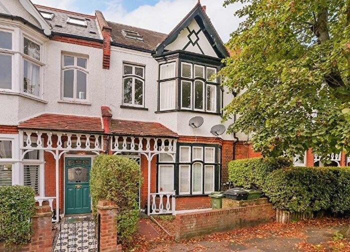 2 Bedroom Flat To Rent In Fernwood, Streatham, SW16