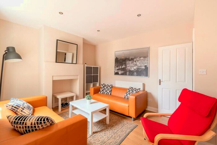 5 Bedroom Terraced House To Rent In Bridge Road, Bath, BA2