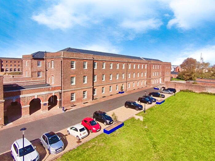 2 Bedroom Flat For Sale In Sir John Richardson Avenue, Gosport, PO12