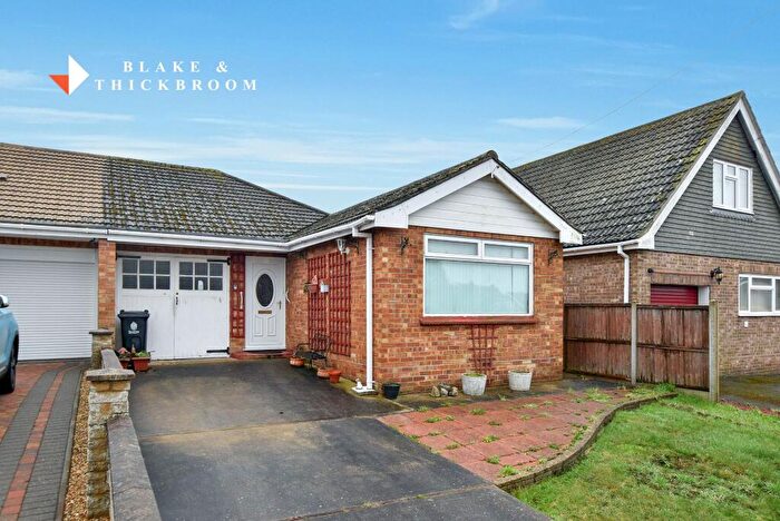 2 Bedroom Semi-Detached Bungalow For Sale In Manor Way, Holland-on-Sea, CO15