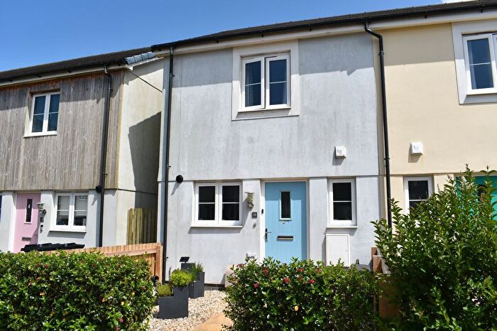 2 Bedroom End Of Terrace House For Sale In Jennings Road, Redruth, Cornwall, TR15